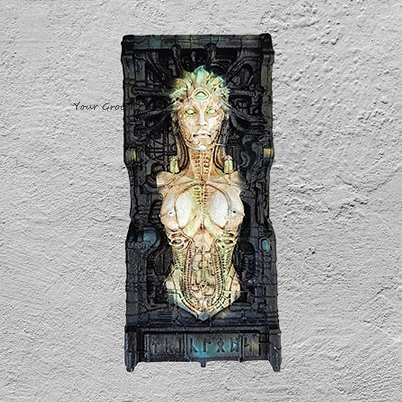 Queen Art Craft - Alien Queen Sculpture Wall Sculpture Statue