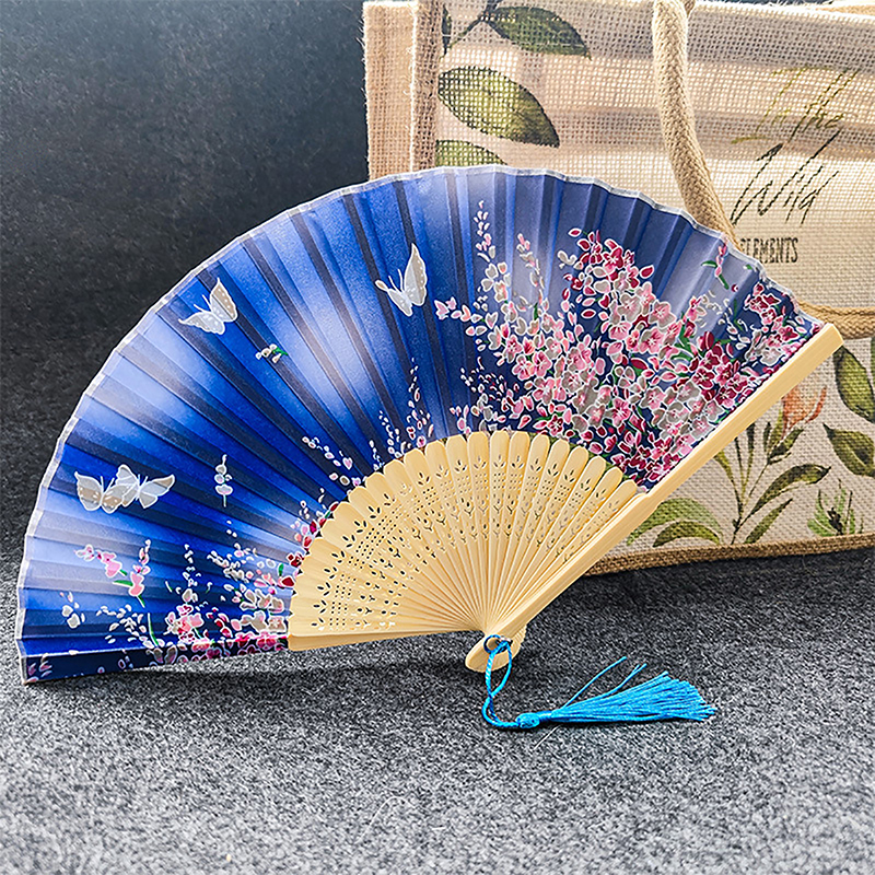 Vintage Style Silk Folding Fan - Art Craft And Cloth incelemesi ve fiyatı
